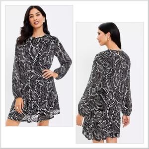 Loft Petite Fern Flounce Swing Dress